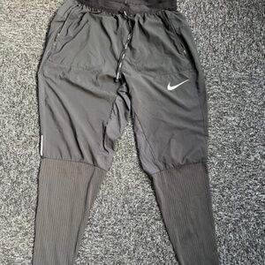I’am look this pants (phenom élite futur fast )